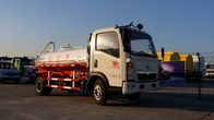 Putih 8 Cbm 266HP Penghapusan Limbah Truck, HW76 Cab Sewage Suction Tanker Truck
