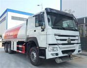 Kecepatan Tinggi Fuel Transport Tanker Truk 20m3 Volume Dan 40m3 / H Aliran Pompa