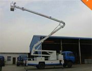 Mobile Aerial Work Platform Truck Dengan 28M Tinggi Isolasi Pembawa Dan Lengan Terisolasi