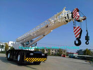 Kuat Gradeability XCMG Mobile Crane / 55 Ton All Terrain Crane Four Wheel Drive