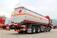 Kapasitas Besar 8x4 FAW Tangki Penyimpanan Bahan Bakar Diesel Euro III Warna Merah
