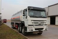 Sinotruk HOWO 8x4 Tanker Pengiriman Bahan Bakar Untuk Pengangkutan Minyak Diesel Cair