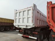 ZZ3257N3847A Heavy Duty Dump Truck Dengan WD615.47 Engine Tangki Bahan Bakar 300 Liter