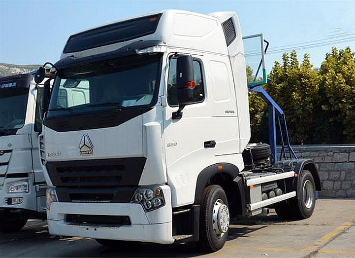 A7-P Cab HOWO A7 Tractor Truck, 4x2 Prime Mover Truck ZZ4187N3517N1B