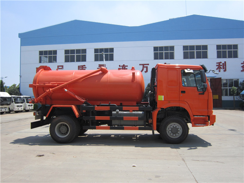 10m3 Kapasitas Tangki Tujuan Khusus Truck / Sewer Vakum Truck 16000 Kg Rated Payload