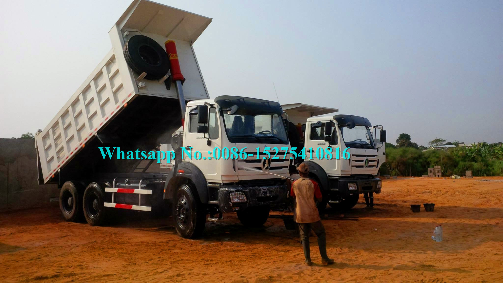 LHD NG80B Cabin Heavy Duty Dump Truck BEIBEN Merek ND3253B38 Kecepatan Tinggi
