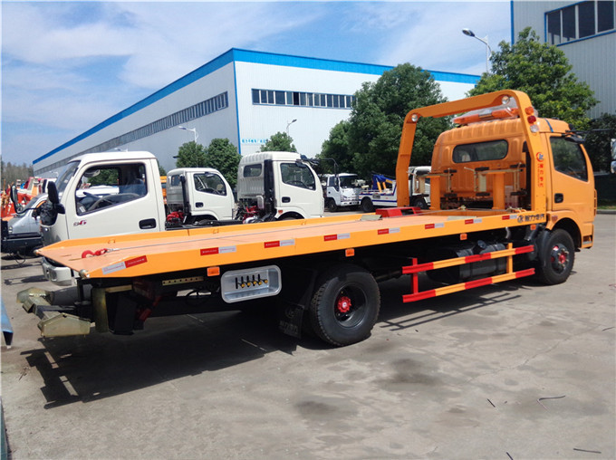 Drive Tangan Kanan / Kiri 3 Ton Wrecker Tow Truck Euro 3 Tipe Transmisi Manual