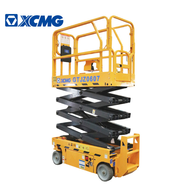 XCMG GTJZ0607 7.8m Platform Angkat Gunting Mobile / Platform Kerja Hidraulik