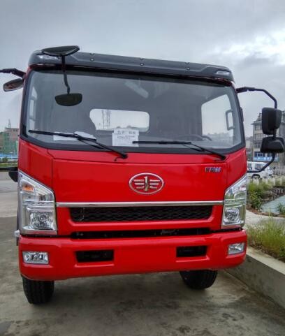 FAW 4x2 Dump Truck Tipper Warna Merah Tugas Ringan Bingkai Kekuatan Tinggi