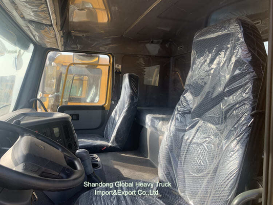 Sinotruck 15 25 35 Ton HOWO 371HP 375HP 400HP 6X4 8X4 Digunakan