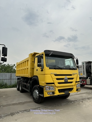 Sinotruck HOWO 25t-100t 8*4 Diesel digunakan transportasi truk pengiriman 12 roda truk
