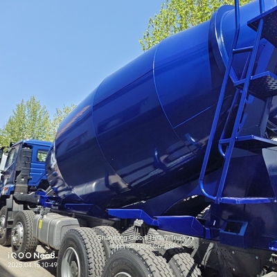 Sinotruck 4X2 6X4 8*4 3-20 Truk Pengaduk Beton Kubik Cement Mengaduk Truk