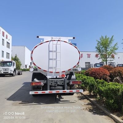 Sinotruk HOWO 6X4 20000 L 25000 L Pengangkut Kargo Tanker Minyak Truk Tanker Bahan Bakar Minyak Truk