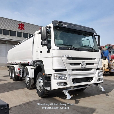 HOWO 8X4 Tanker Air Semprot Ringan Truk Tangki Air Truk Bowser