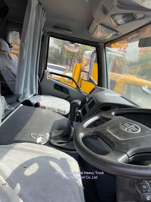 HOWO 20cbm 4*2 Pengemudi Kanan 266HP Truk Penyedot Limbah