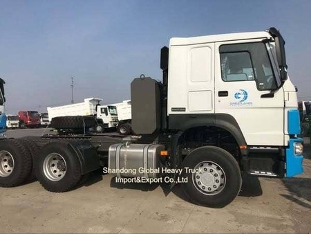 Sinotruk HOWO Baru / Bekas 371HP Euro 2 6X4 Rhd Pengemudi Tangan Kanan Truk Trailer Head Traktor Truck