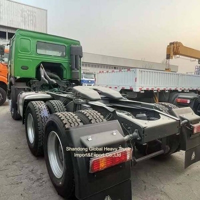 Howo 6x4 Traktor Truk Digunakan Sinotruk LHD RHD Jarak Jauh Mengemudi Trailer Truk Kepala