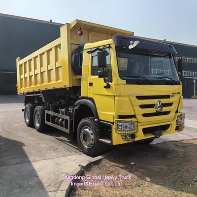 Bahan baja bekas Sinotruk 6X4 10-Wheel HOWO Dump Truck diekspor ke Afrika