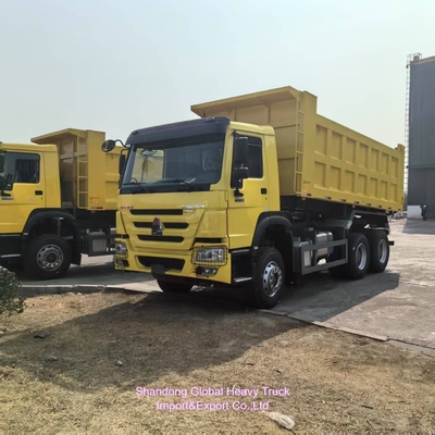 Bahan baja bekas Sinotruk 6X4 10-Wheel HOWO Dump Truck diekspor ke Afrika