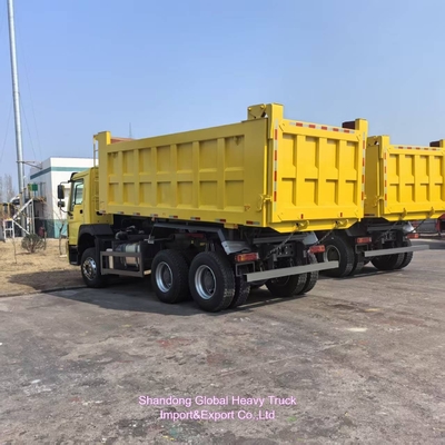 Bahan baja bekas Sinotruk 6X4 10-Wheel HOWO Dump Truck diekspor ke Afrika