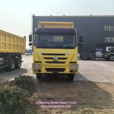 Bahan baja bekas Sinotruk 6X4 10-Wheel HOWO Dump Truck diekspor ke Afrika