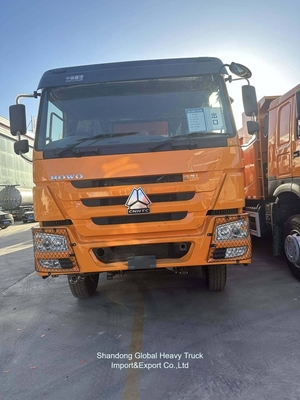 Dipergunakan Diperbarui Kiri Dirver Berat Tipe 6X4 HOWO Truk 10 Roda Truk