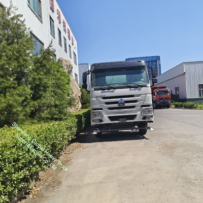 Karir Pertambangan Tekanan Tinggi Sprinkler Tangki Air Truk HOWO 371HP 6*4 Truk Sprinkler Air