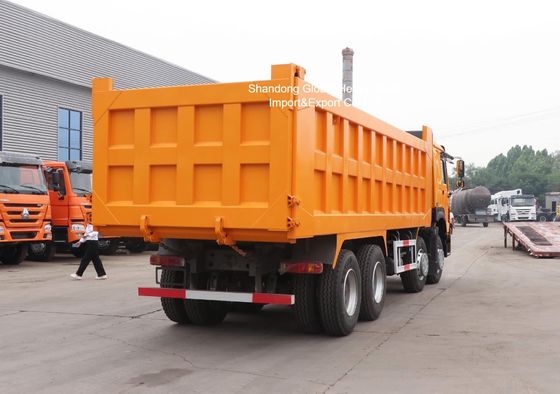 Shacman F3000 Heavy Duty Dump Truck dengan muatan 50 ton 12 Forward + 2 Reverse manual transmission dan tangki bahan bakar 500 liter