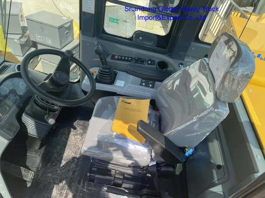 XCMG XC740K Skid Steer Loader 1t Nominal Load Konstruksi kompak