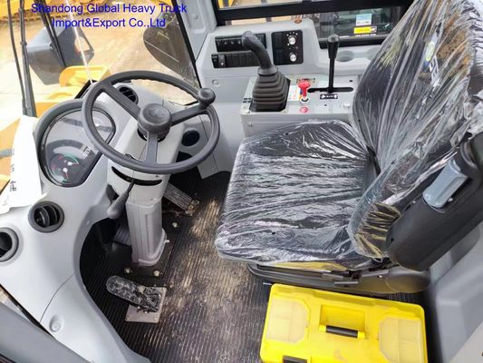 LIUGONG 777A Backhoe Loader 6-9t Nominal beban 74.5 Kw