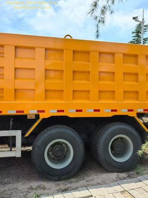 Shacman F3000 Heavy Duty Dump Truck dengan Mesin Weichai 380HP 12.00R20 Ban dan Kapasitas 35-45 Ton