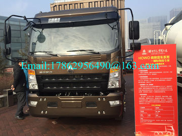 266hp HOWO Euro II Heavy Cargo Truck 4x2 Untuk Transportasi Jalan Raya ZZ1167M5011W