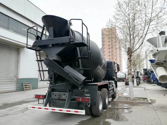 Truk Mixer Beton Sinotruk HOWO 6X4 Tugas Berat 12m3 dengan Muatan 30T dan Mesin 300-400hp