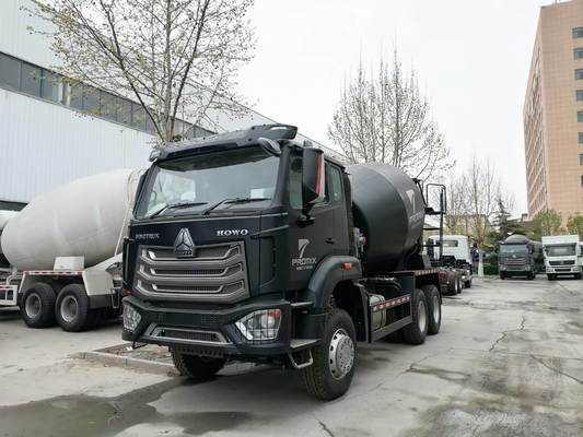 Truk Mixer Beton Sinotruk HOWO 6X4 Tugas Berat 12m3 dengan Muatan 30T dan Mesin 300-400hp