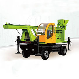 6-10m Wheeled Spiral Pile Drilling Machine Dengan 360 ° Rotary Angle 8.45m Stud Tinggi ZMZ360