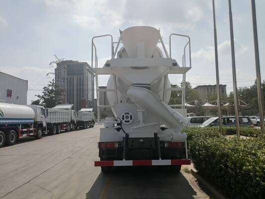 Truk Mixer Beton Sinotruk HOWO 8×4 12CBM dengan Mesin 371HP untuk Konstruksi Tugas Berat