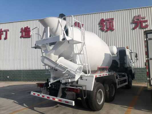 Howo TX 350 HP baru Euro 6 truk pengaduk beton dengan 8×4 drive untuk konstruksi