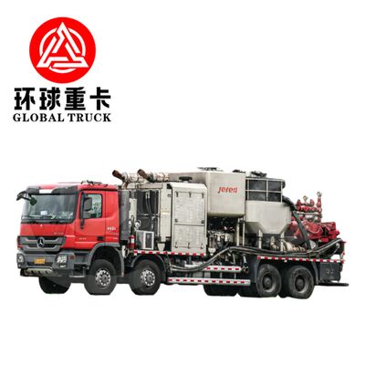 8×6 Drive Wheel Oilfield Fracturing Truck with 1697L/Min Maximum Plunger Pump Displacement and Euro 6 Emission Standard