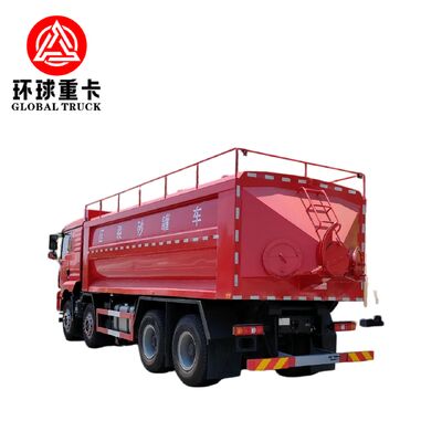 Durable Fracturing Sand Tanker Dump Truck with Euro 2 Emission Standard and 1697L/Min Maximum Plunger Pump Displacement
