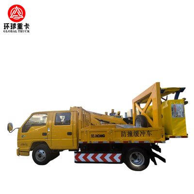 HOWO 4×2 Crash Cushion Truck dengan 350 HP dan Sistem Perlindungan Absorpsi Energi untuk Keamanan Pemeliharaan Jalan Raya