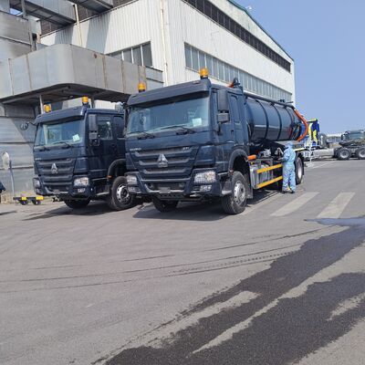 HOWO 15CBM Truk Penyedot Air Limbah Vakum dengan 6×4 Drive Type dan Hydraulic Tipping Discharge untuk Pembersihan Septic Tank