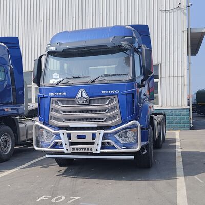 HOWO NX 6×4 Traktor truk dengan 420HP mesin diesel-Tugas berat manual transmisi dan Chassis diperkuat untuk pertambangan