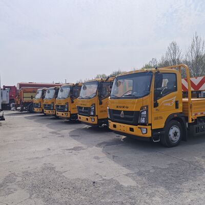 HOWO 4×2 Truk Bantalan Kecelakaan Mesin Diesel dengan Sistem Kontrol Hidraulik dan Desain Penyerap Energi Modular untuk Keselamatan Jalan Raya