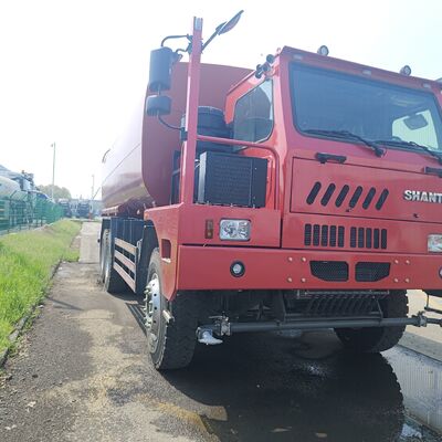 Heavy Duty Shantui 6×4 Mining Water Sprinkler Truck dengan muatan 20 ton dan tangki baja karbon