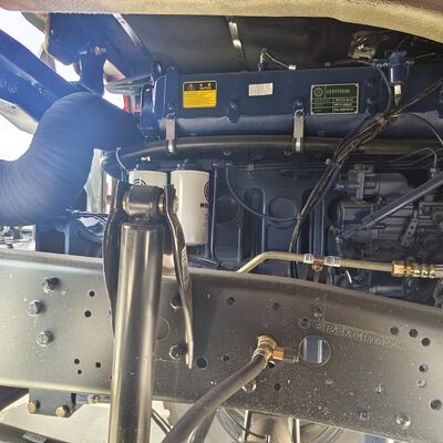 BEIBEN 2642 6×4 Heavy Duty Traktor Traktor dengan 420HP WEICHAI Engine dan Mercedes-Benz Teknologi Chassis
