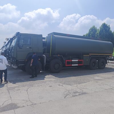 HOWO 8×8 50.000L Tank Tank dengan Mesin 371HP dan 8×8 All-Wheel Drive untuk Transportasi Bahan Bakar Berat