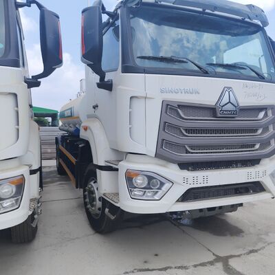 HOWO NX 6×4 CNG Fuel Tank Truck dengan mesin 400HP dan muatan 20T untuk transportasi diesel dan bensin