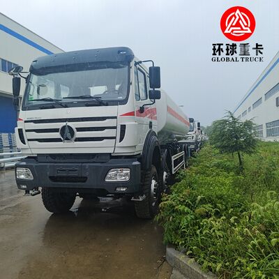 Truk Tangki Bahan Bakar Tugas Berat Beiben 8x8 35000L untuk Industri Pertambangan Kongo