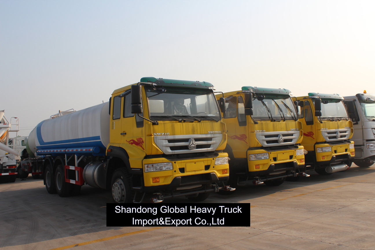 Howo 20000-30000 liter 371HP Pengangkut minyak diesel Tangki bahan bakar Tanker minyak truk