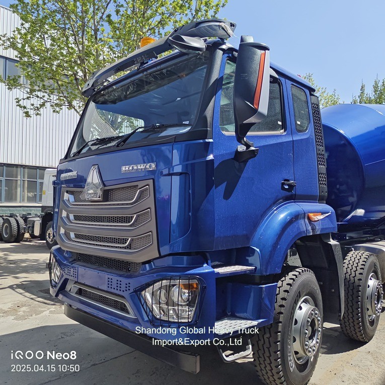 Sinotruck 4X2 6X4 8*4 3-20 Truk Pengaduk Beton Kubik Cement Mengaduk Truk